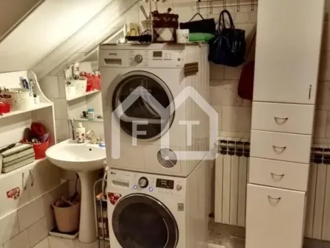 Sale, four bedroom apartment, 64m², Zemun Centar, Zemun Sve Podlokacije - image 3