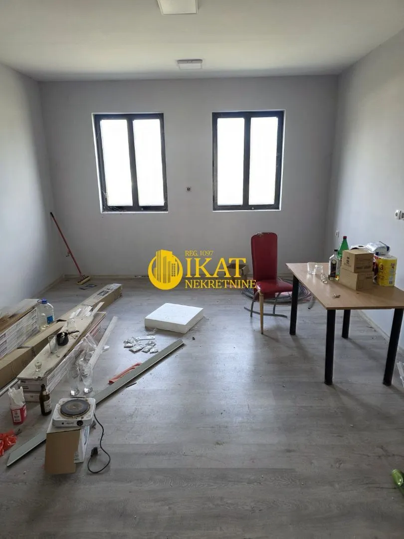 Sale, office space, 552m², Kosjerić, Srbija