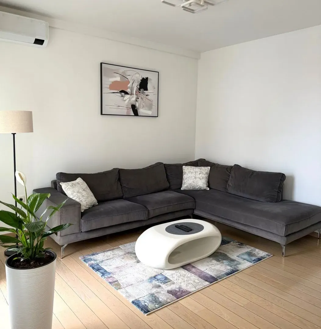 Prodaja, četvorosoban stan, 72m², Podgorica, Crna Gora