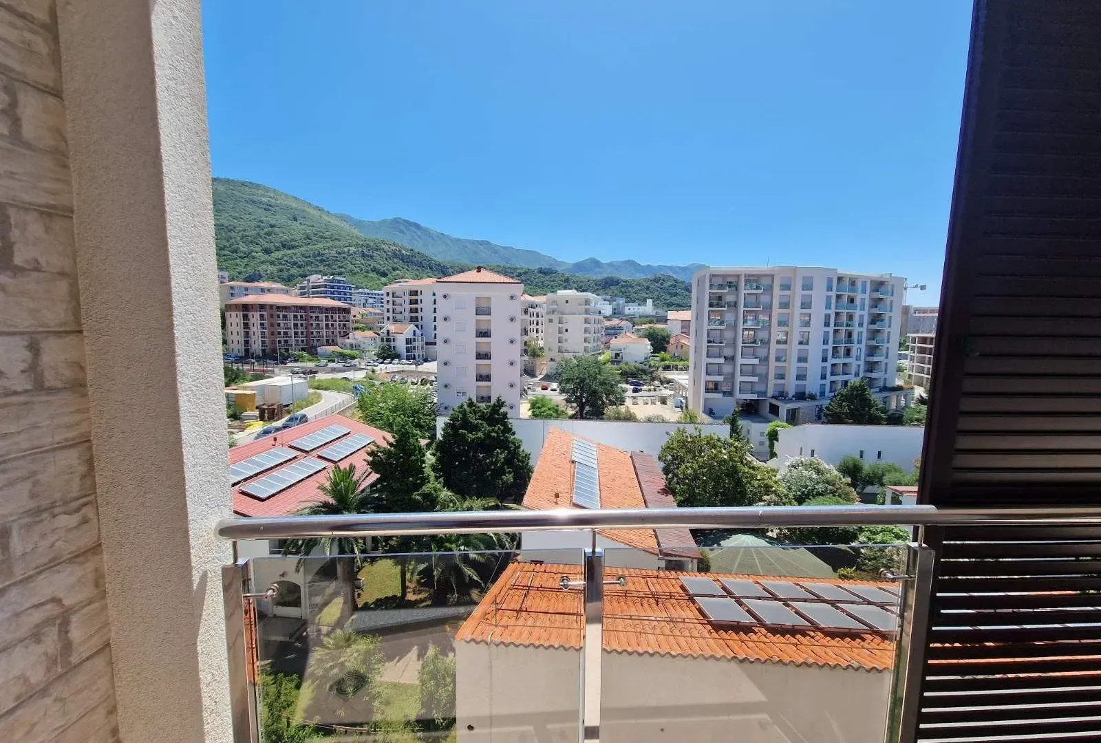 Prodaja, trosoban stan, 94m², Bečići, Budva