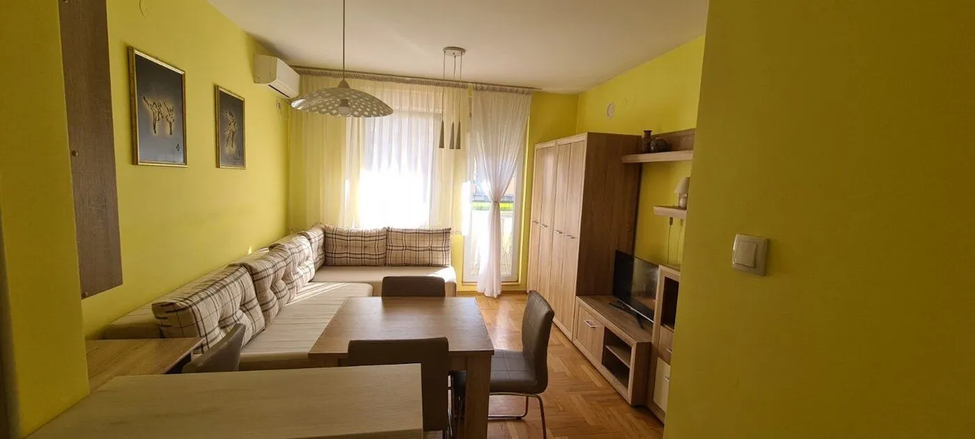 Izdavanje, jednosoban stan, 27m², Banatić, Novi Sad Sve Podlokacije