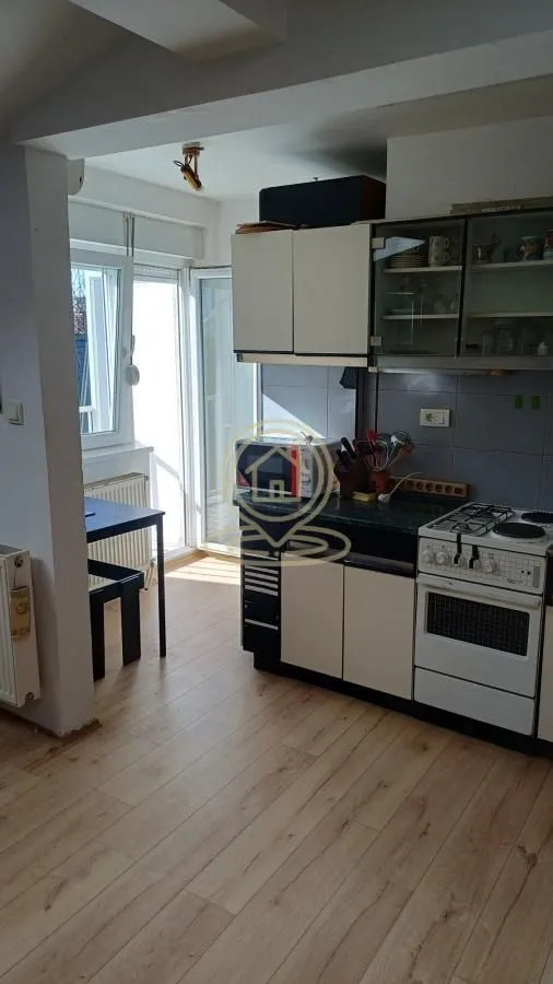 Izdavanje, garsonjera, 39m², Satelit, Novi Sad Sve Podlokacije