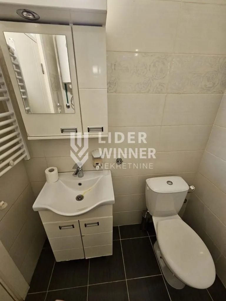 Rent, apartment, 30m², Đeram Pijaca, Beograd