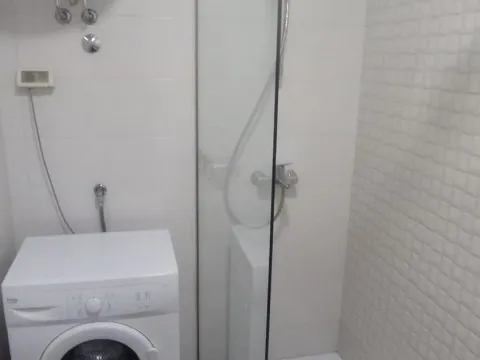 Izdavanje, jednosoban stan, 47m², City Kvart, Podgorica - image 8