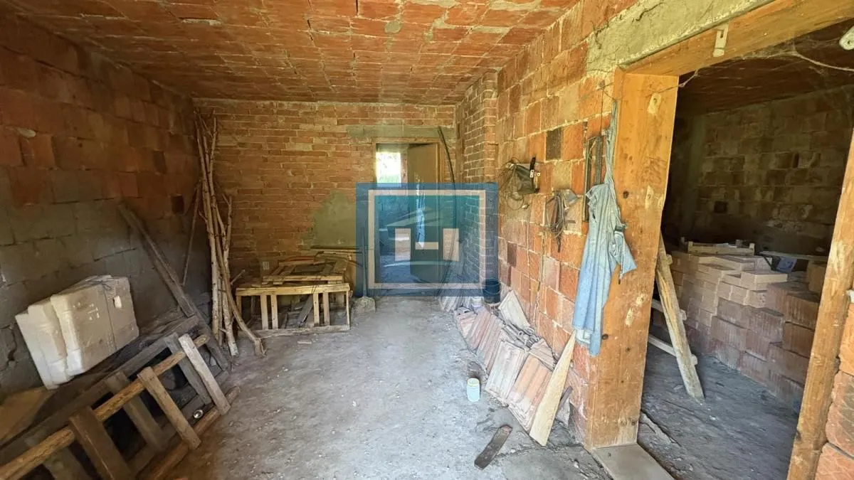 Prodaja, kuća, 300m², Budžino brdo, Jagodina
