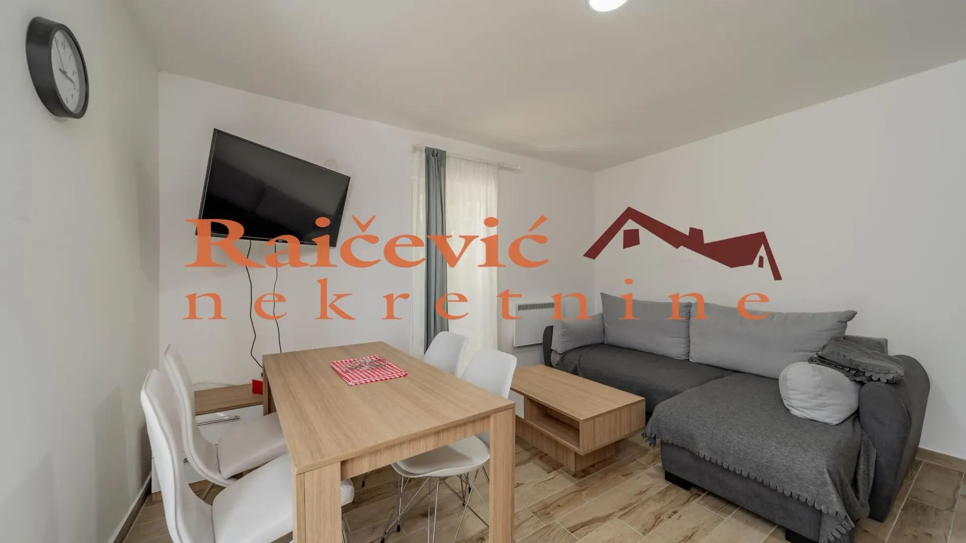 Prodaja, četvorosoban stan, 98m², Kopaonik, Srbija