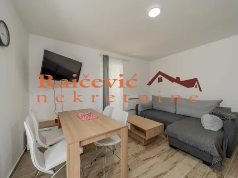 Prodaja, četvorosoban stan, 98m², Kopaonik, Srbija - image 3