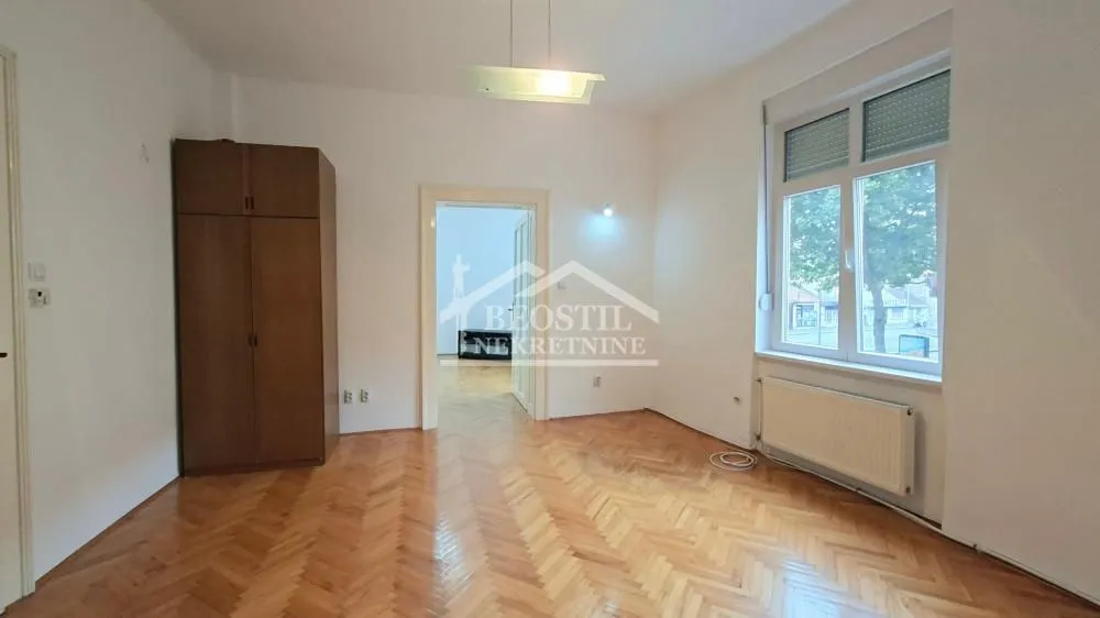 Izdavanje, dvosoban stan, 57m², Đeram Pijaca, Beograd