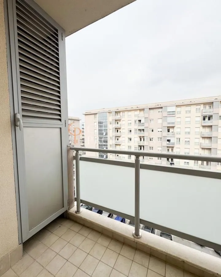 Rent, apartment, 64m², City Kvart, Podgorica