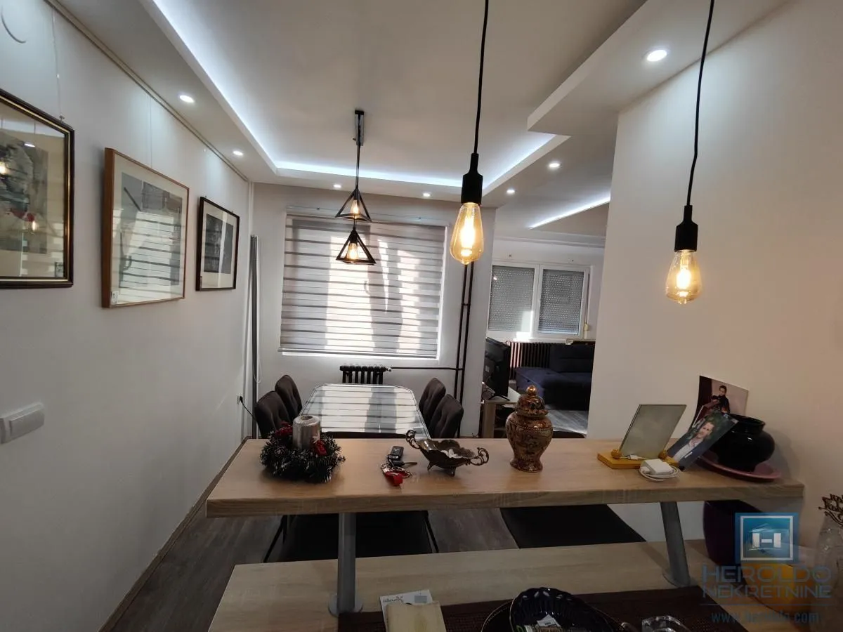 Prodaja, dvosoban stan, 67m², Sarina Medja, Jagodina