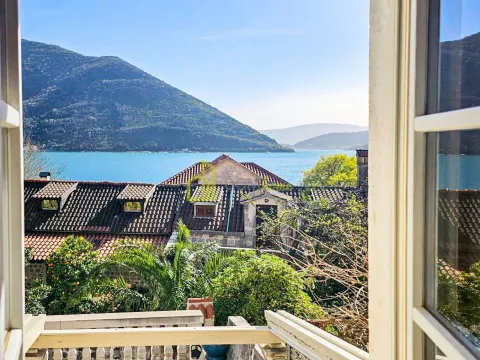 Prodaja, kuća, 206m², Perast, Kotor - image 32