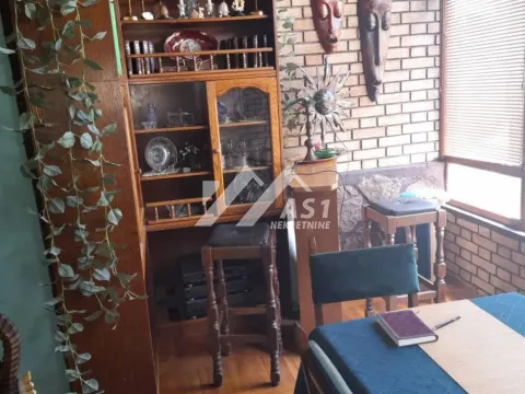 Prodaja, kuća, 266m², Futog, Novi Sad Sve Podlokacije - image 14
