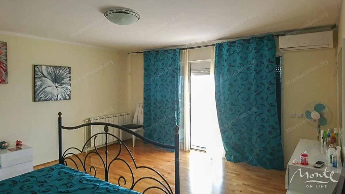 Sale, house, 330m², Utjeha, Bar