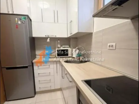 Izdavanje, trosoban stan, 70m², Vračar Sve Podlokacije, Beograd - image 7