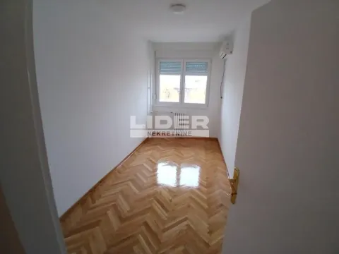 Izdavanje, trosoban stan, 77m², Palilula Sve Podlokacije, Beograd - image 8