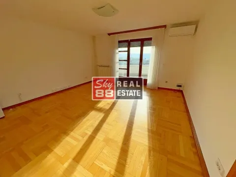 Izdavanje, kuća, 350m², Savski Venac, Beograd - image 8