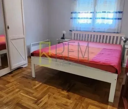 Sale, house, 180m², Tološi, Podgorica - image 12