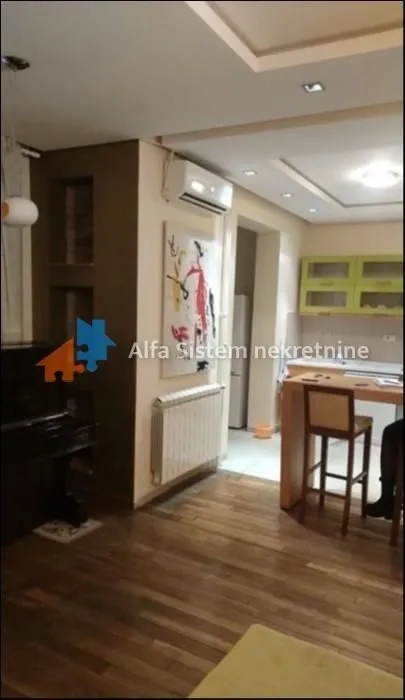 Rent, two bedroom apartment, 63m², Kalenić Pijaca, Vračar Sve Podlokacije