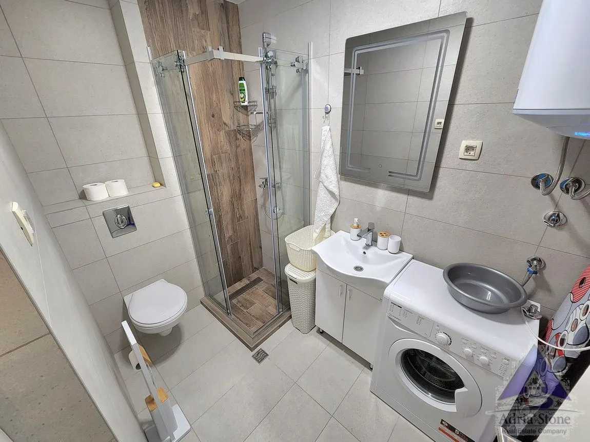 Izdavanje, stan, 25m², Podkošljun, Budva