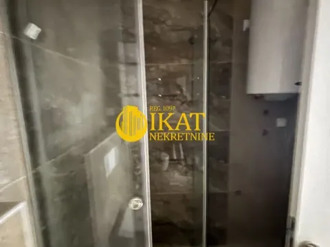 Prodaja, trosoban stan, 98m², Alibunar, Srbija - image 12