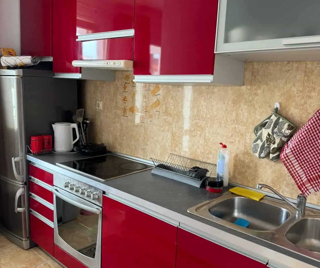 Izdavanje, jednosoban stan, 55m², Zaobilaznica, Budva