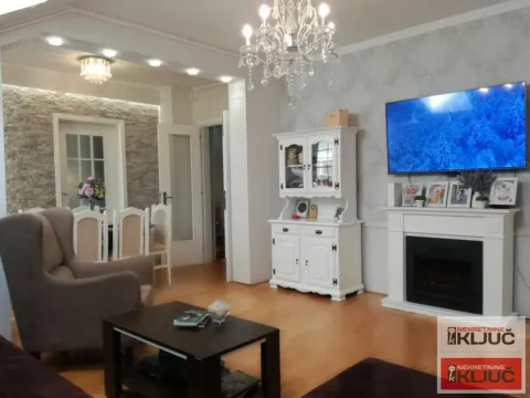 Prodaja, trosoban stan, 79m², Novo naselje, Novi Sad - image 2