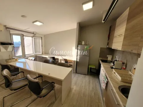 Prodaja, četvorosoban stan, 118m², Đeram Pijaca, Beograd - image 3