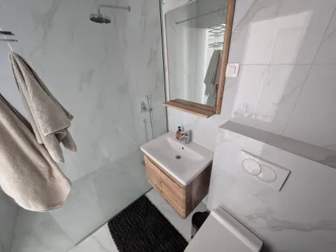 Prodaja, dvosoban stan, 90m², Rafailovići, Budva - image 21