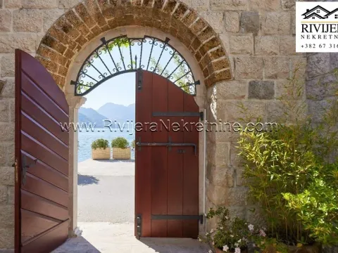 Prodaja, kuća, 450m², Dobrota, Kotor - image 24