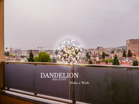 Izdavanje, četvorosoban stan, 130m², Centar, Podgorica - image 4