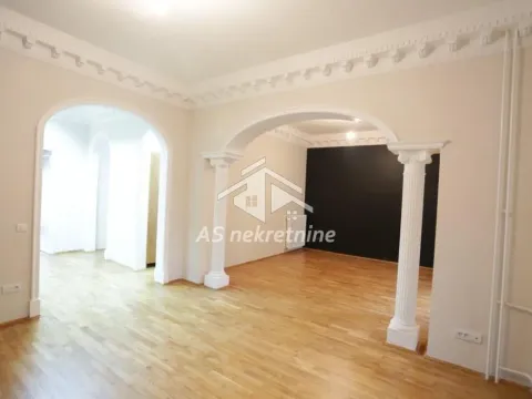 Rent, house, 550m², Savski Venac, Beograd - image 2
