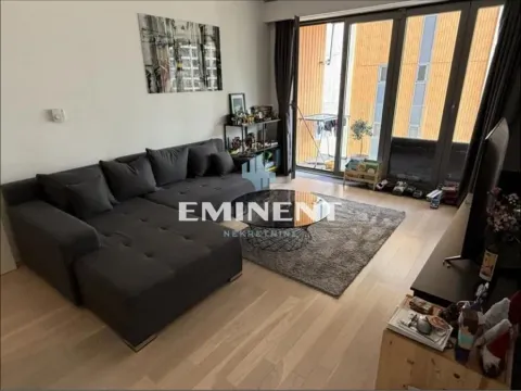 Stan in Novi Beograd Blok 65