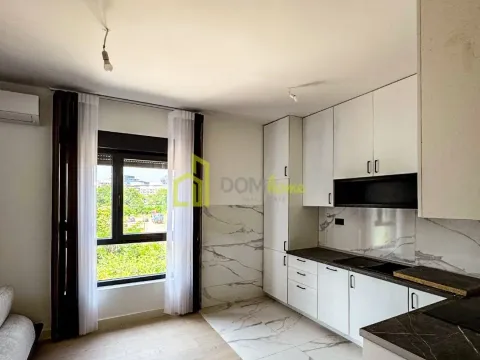 Izdavanje, jednosoban stan, 53m², Krivi Most, Podgorica - image 2