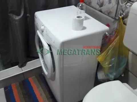 Izdavanje, četvorosoban stan, 97m², Centar, Novi Sad - image 10
