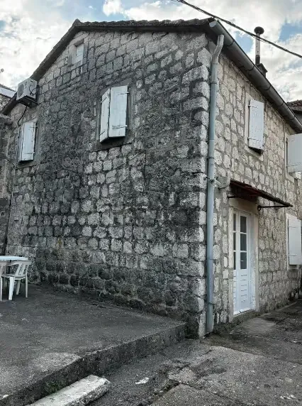 Prodaja, kuća, 64m², Kotor, Crna Gora