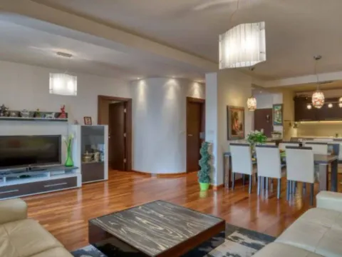 Sale, two bedroom apartment, 78m², Centar, Budva