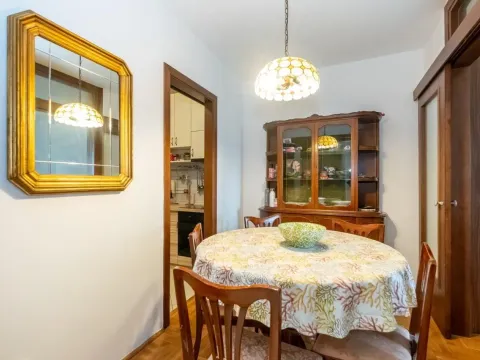 Rent, three bedroom apartment, 97m², Blok 9, Podgorica - image 4