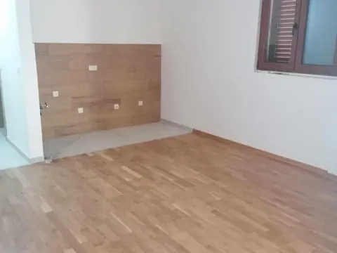 Prodaja, trosoban stan, 69m², Tivat, Crna Gora - image 17