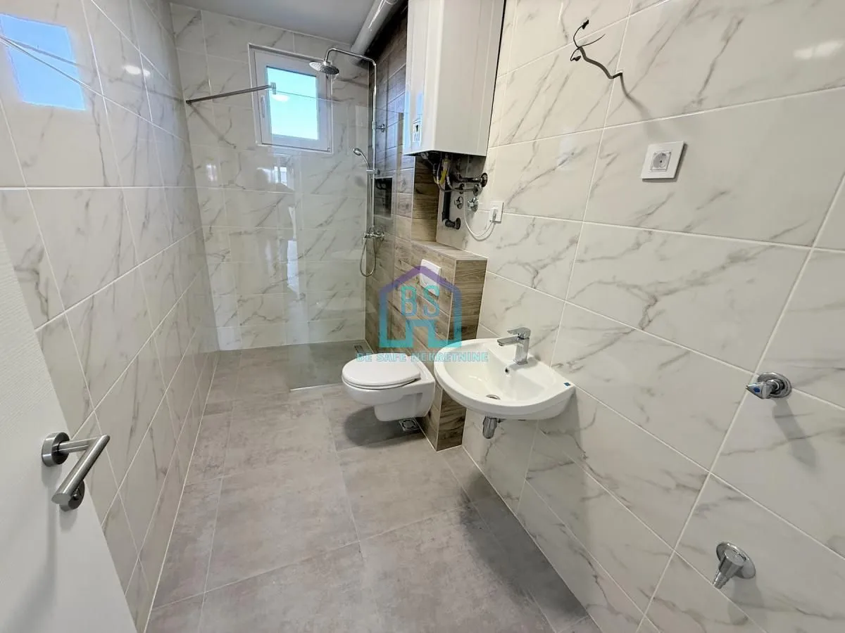 Prodaja, trosoban stan, 86m², Veternička rampa, Novi Sad Sve Podlokacije