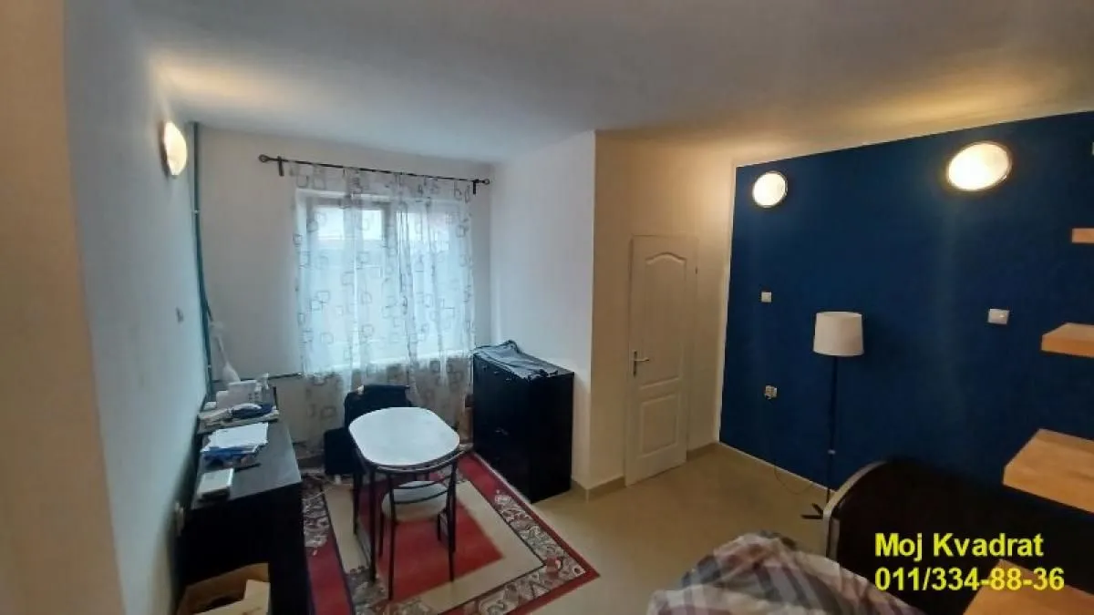 Prodaja, trosoban stan, 66m², Zemun Kalvarija, Zemun Sve Podlokacije
