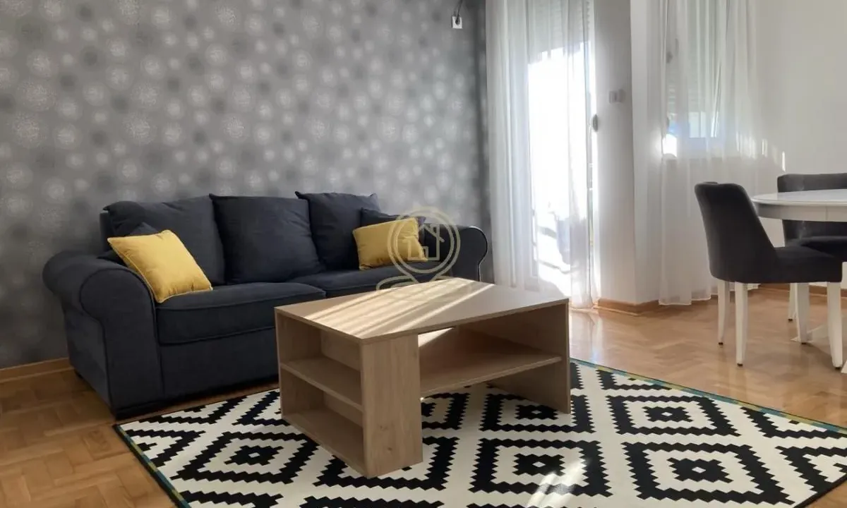 Prodaja, dvosoban stan, 41m², Bulevar Oslobodjenja, Novi Sad Sve Podlokacije