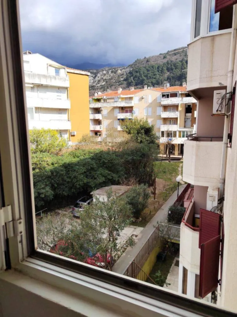 Prodaja, jednosoban stan, 30m2, Slovenska Plaža, Budva