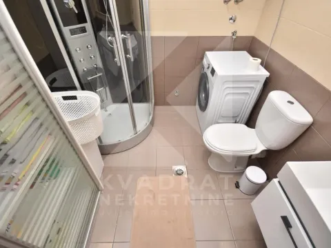 Rent, two bedroom apartment, 71m², Stari Aerodrom, Podgorica - image 11