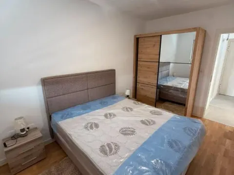 Rent, one bedroom apartment, 45m², Stari Aerodrom, Podgorica - image 5