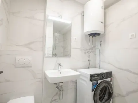 Izdavanje, jednosoban stan, 46m², Stari Aerodrom, Podgorica - image 8