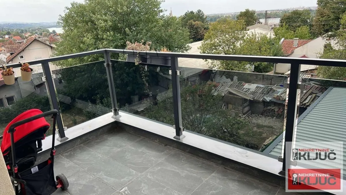 Prodaja, trosoban stan, 77m², Sremska Kamenica, Petrovaradin