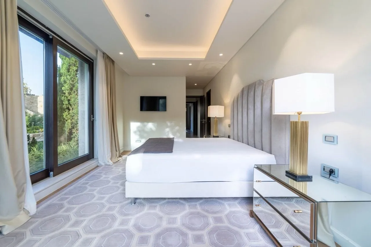 Prodaja, četvorosoban stan, 179m², Kumbor, Herceg Novi
