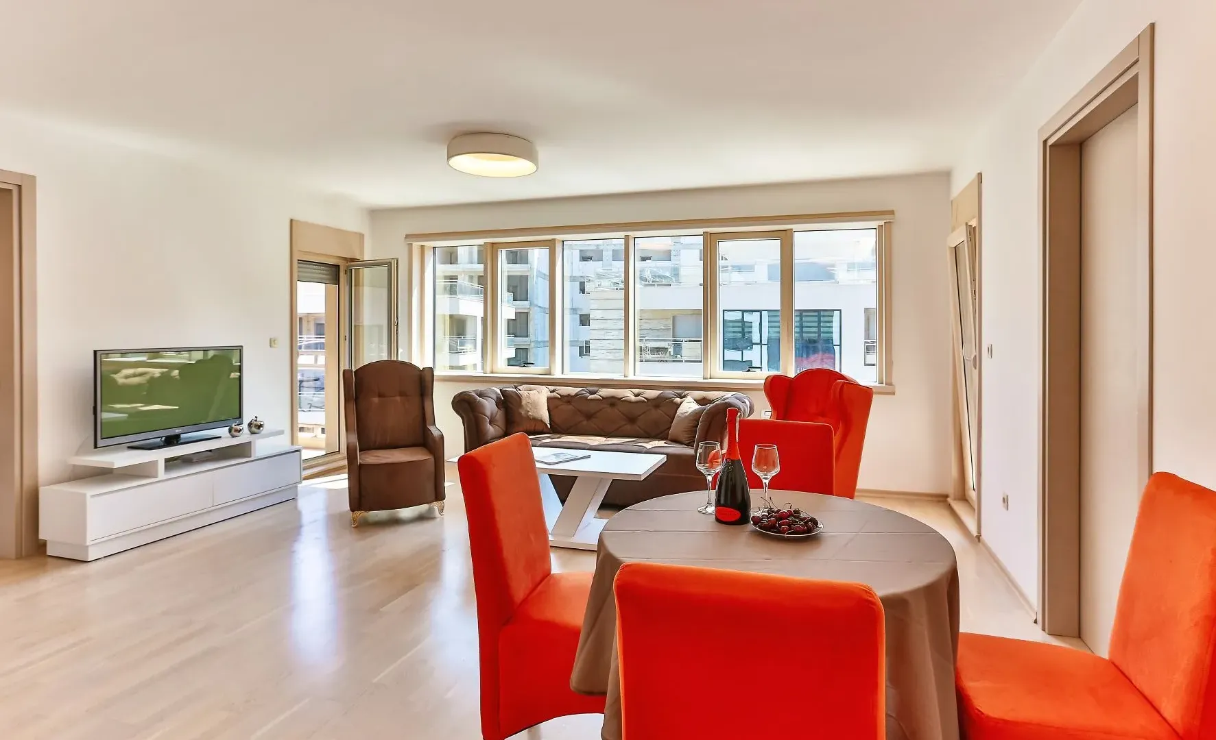 Rent, two bedroom apartment, 75m², Centar, Budva