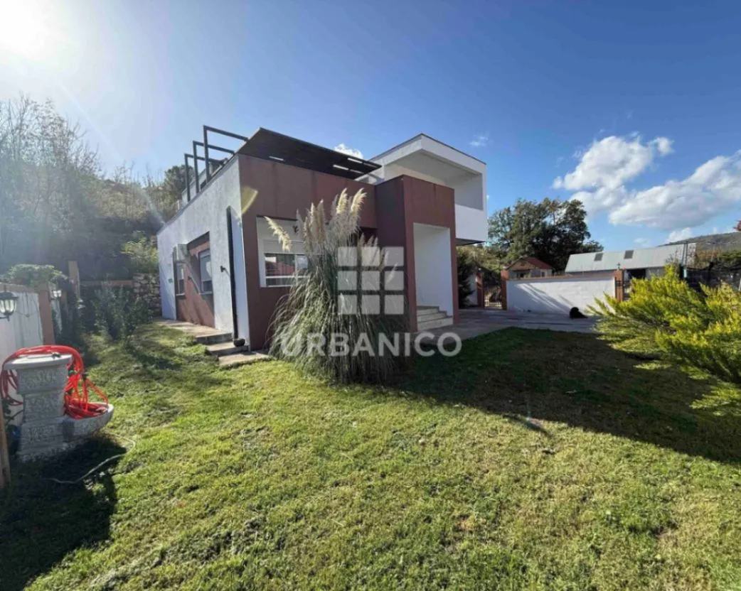 Sale, house, 260m², Gornja Gorica, Podgorica