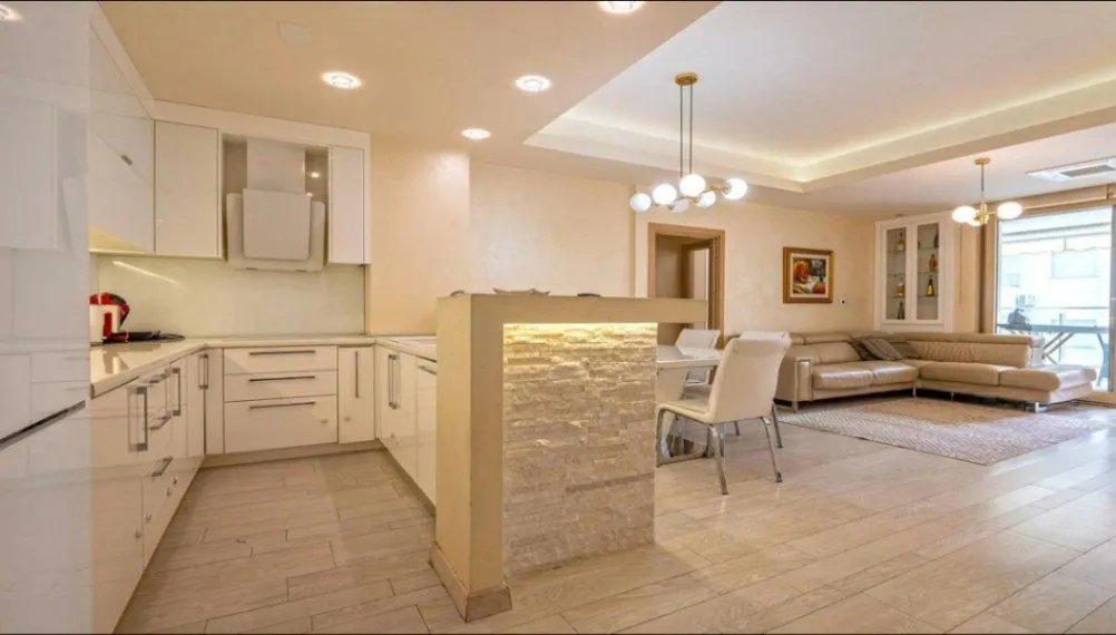 Sale, two bedroom apartment, 80m², Rozino, Budva